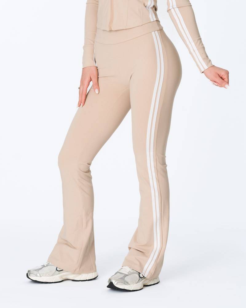 Pantaloni Evazați Fitness Utu Beige